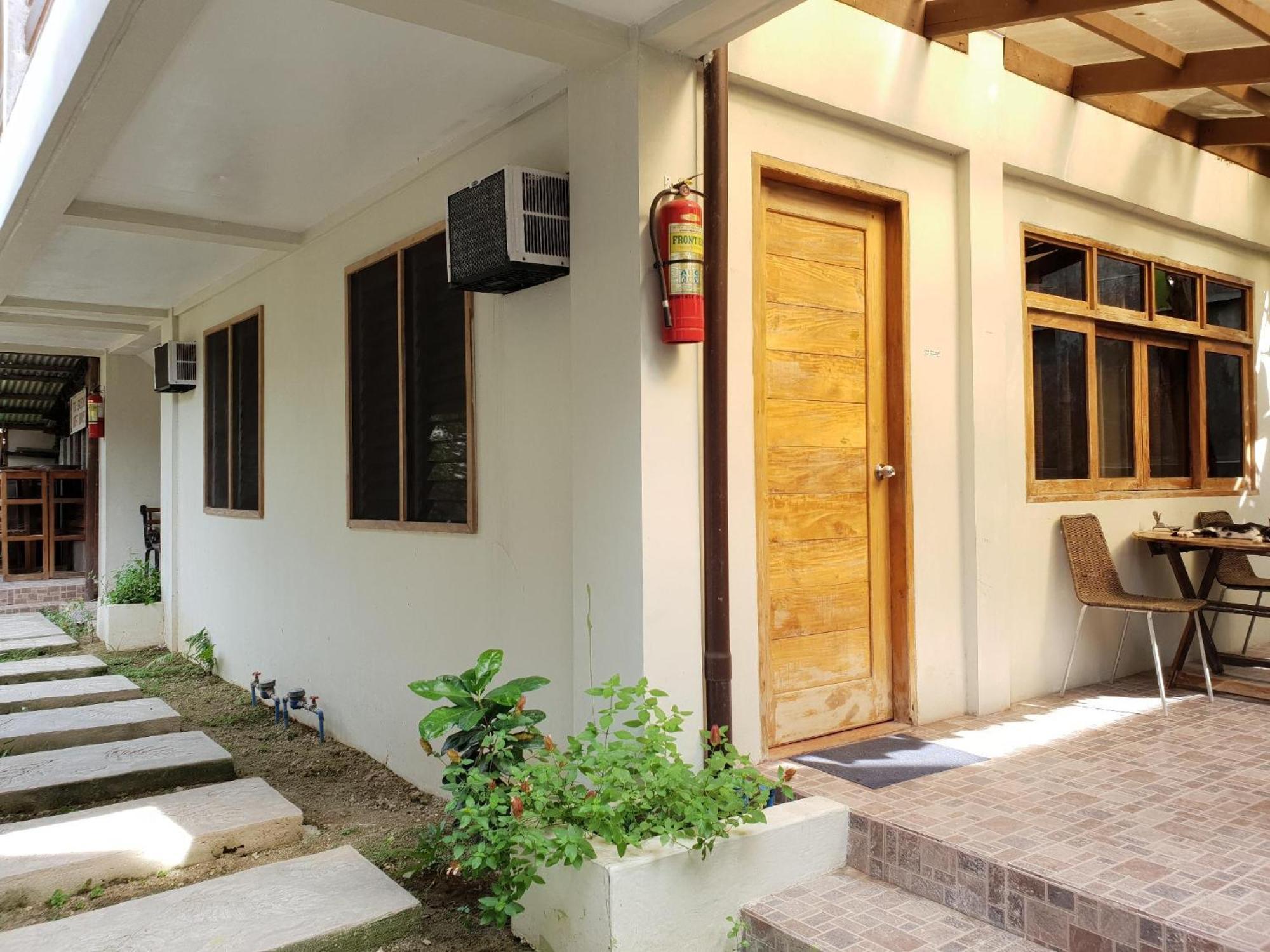 Urbanview Bnky Bed And Breakfast Palawan By Reddoorz El Nido Exterior foto